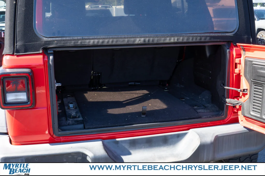 Used 2020 Red Clearcoat Jeep Unlimited Sport S image 33