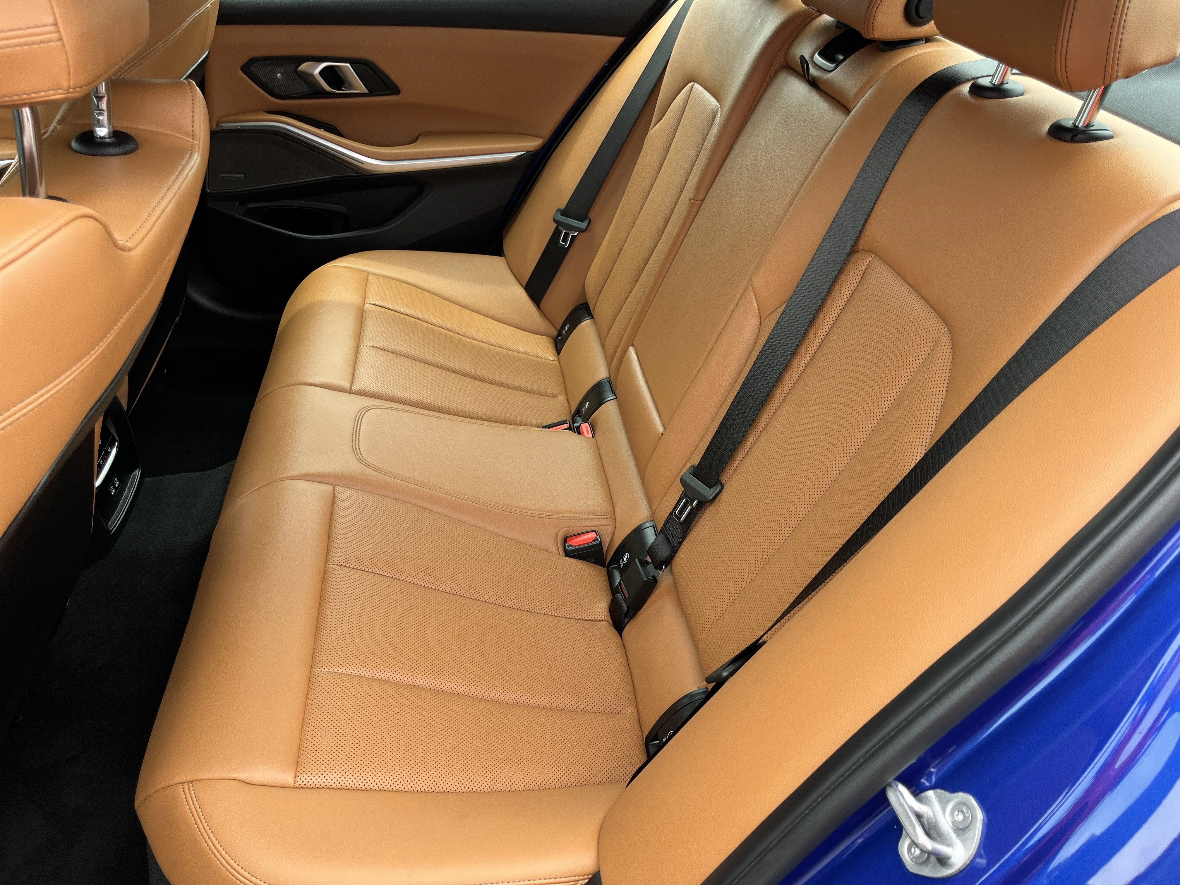 2025 BMW 3 Series 330i - Photo 20