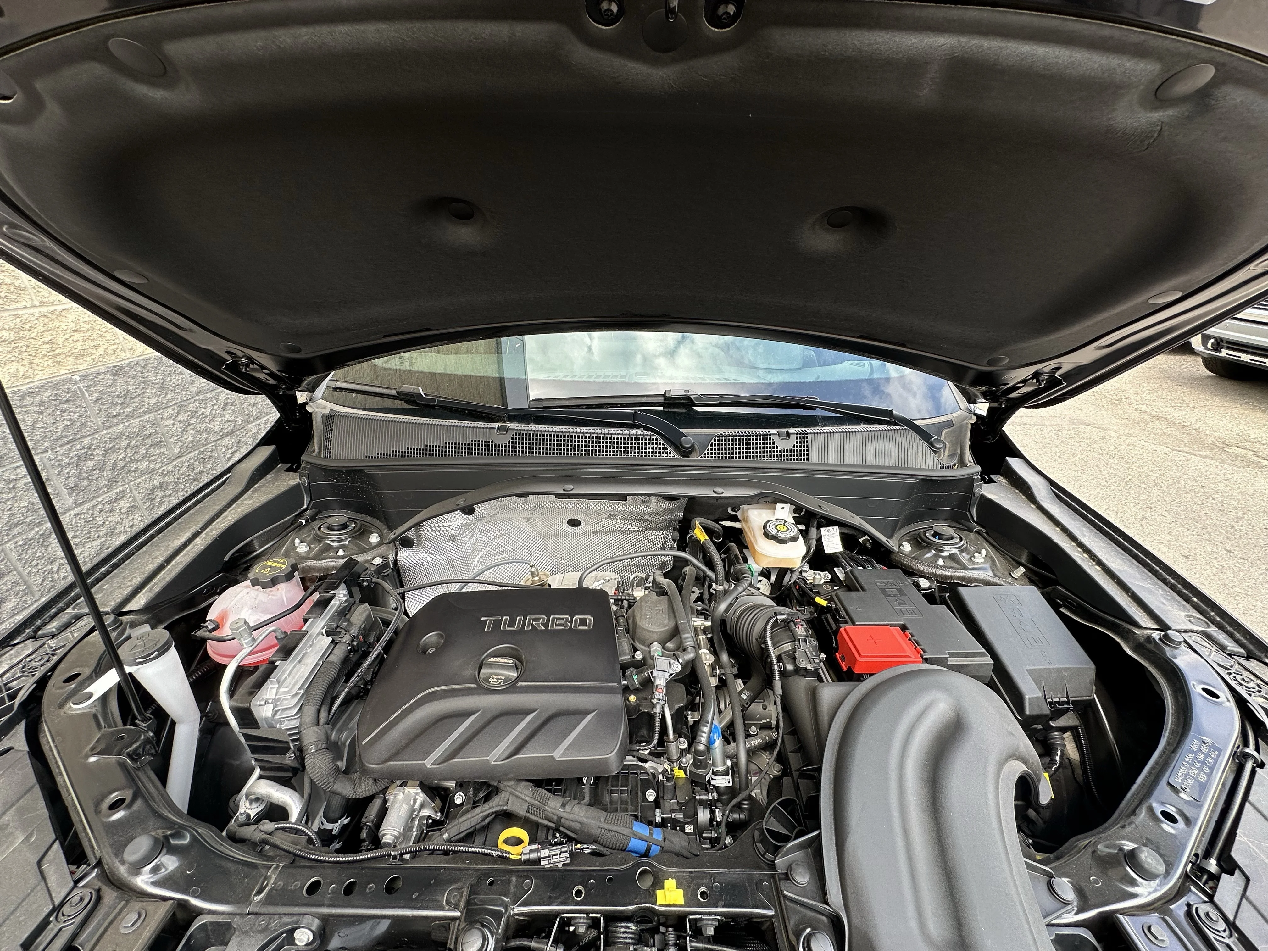 New 2026 Mosaic Black Metallic Chevrolet ACTIV image 7