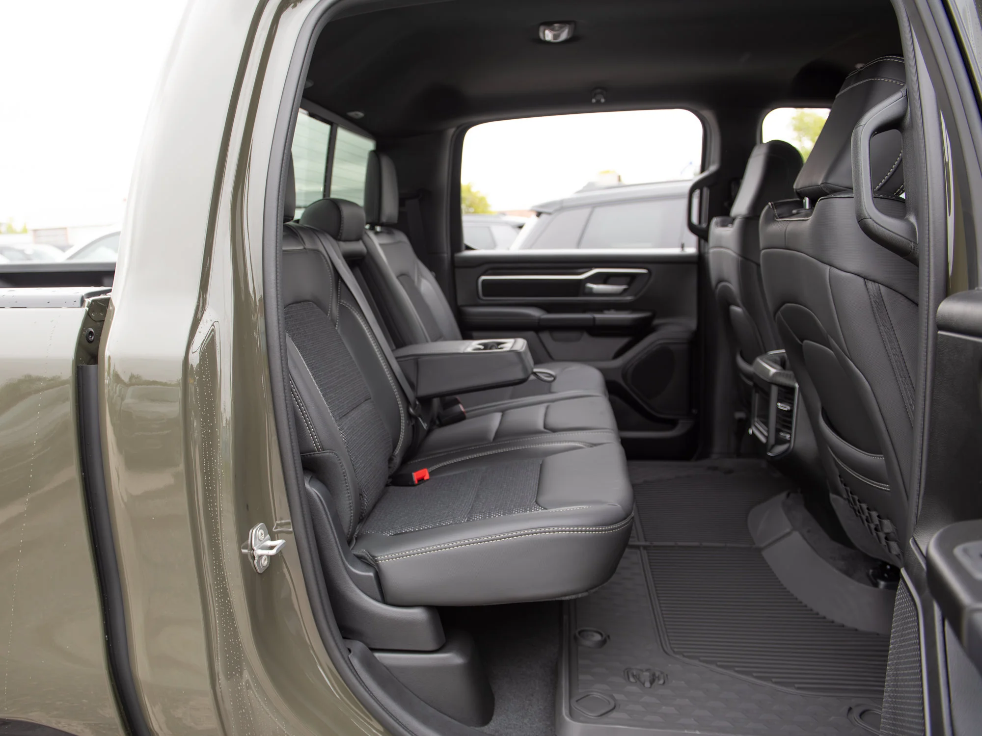 New 2026 Tan RAM Big Horn BackCountry Package* Crew Cab 4x4, 1 Inch Lift, Rear Locker image 25