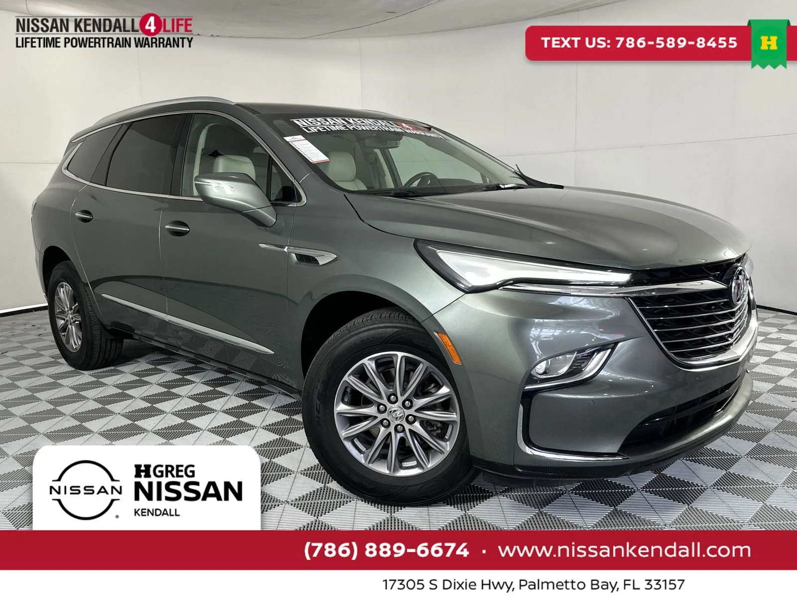 2023 Buick Enclave Essence's photo