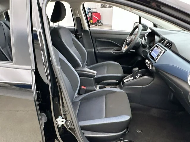 Used 2025 Black Nissan 1.6 SV image 15