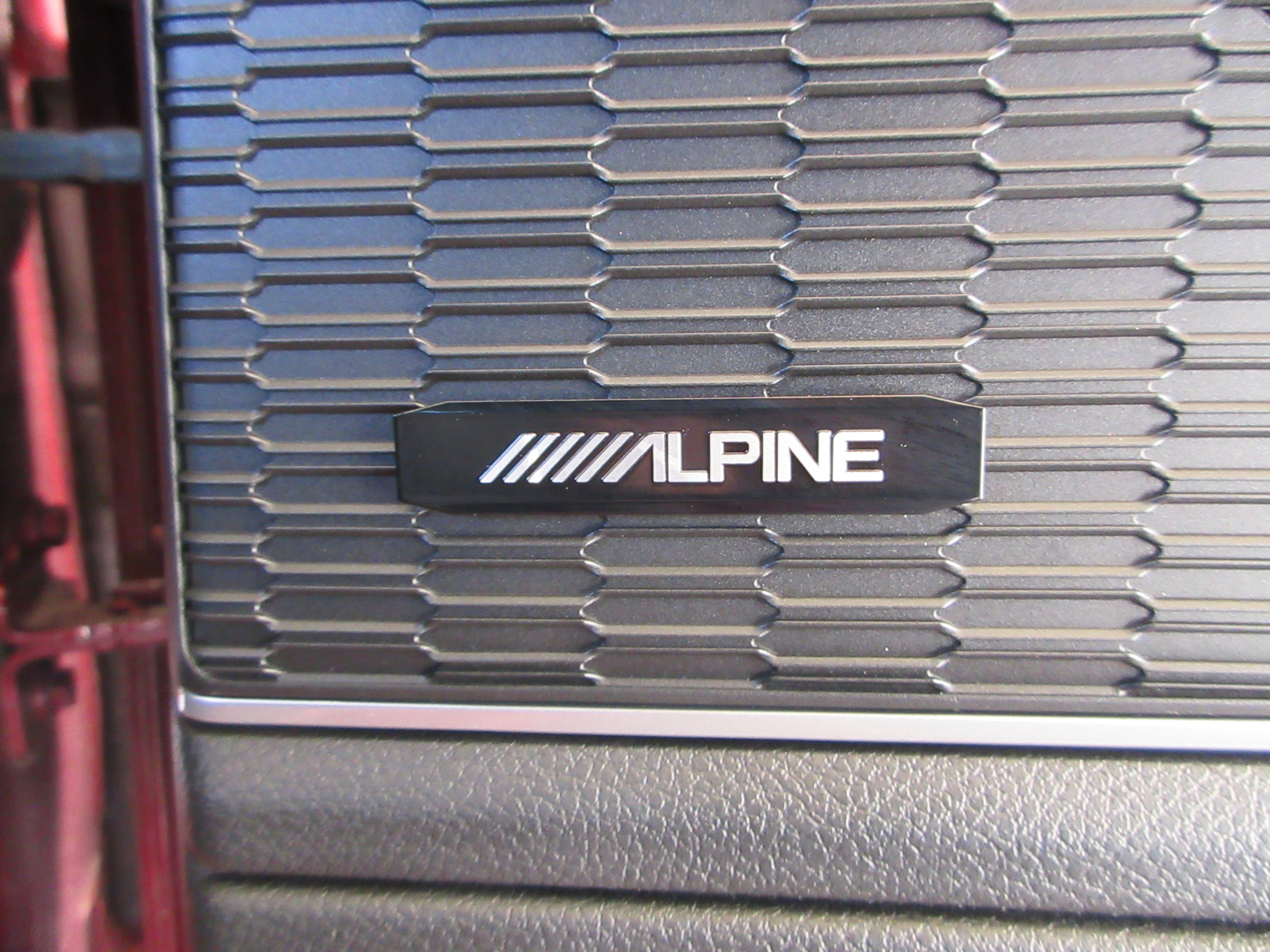 Used 2024 Velvet Red Pearlcoat Jeep Limited image 26