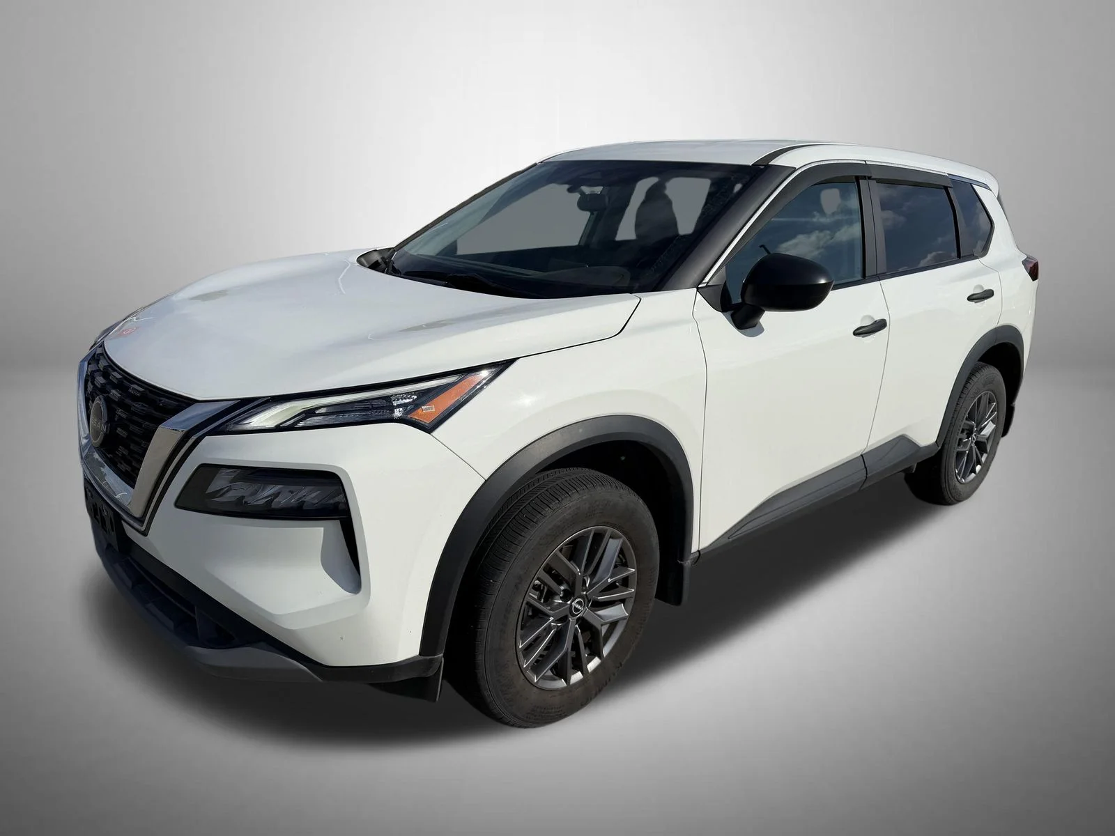 Used 2023 White Nissan S image 1