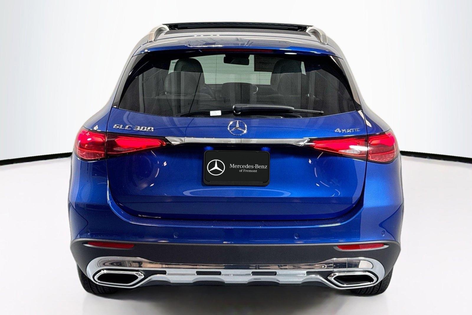 New 2026 Black Mercedes-Benz GLC 300 image 6