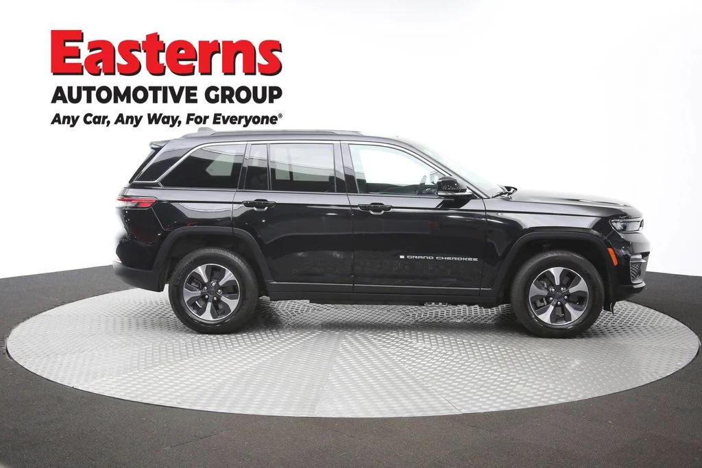 Used 2024 Black Jeep 4xe image 49