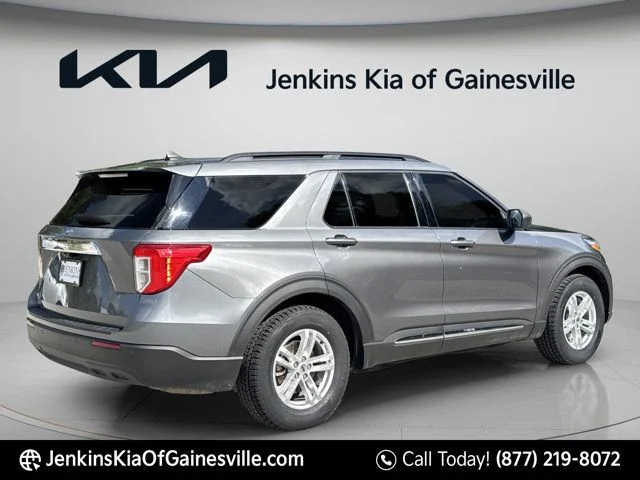 Used 2023 Gray Ford XLT image 7