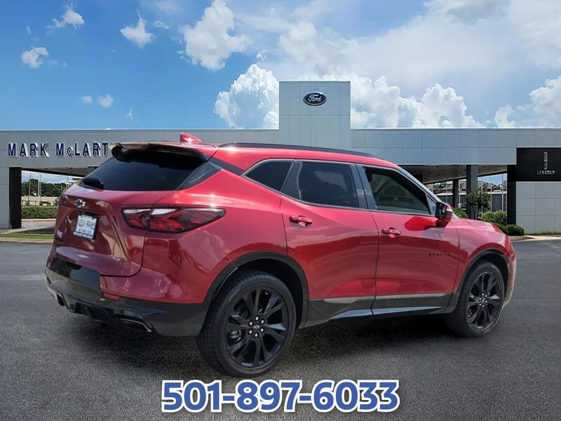 Used 2022 Cherry Red CHEVROLET FWD 4DR RS image 5