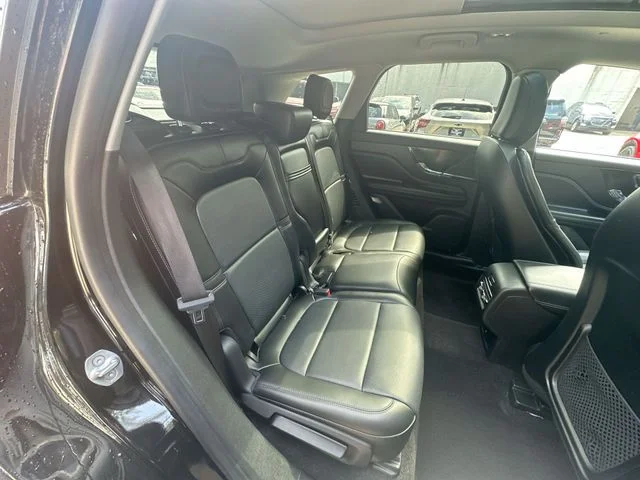 Used 2022 Black Lincoln Standard image 31