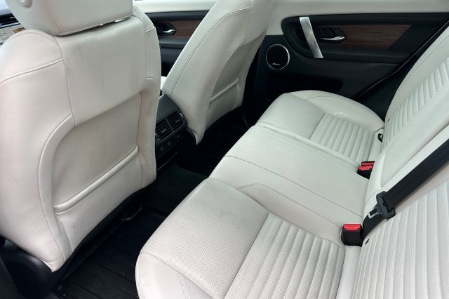 Certified Used 2024  Land Rover S image 11