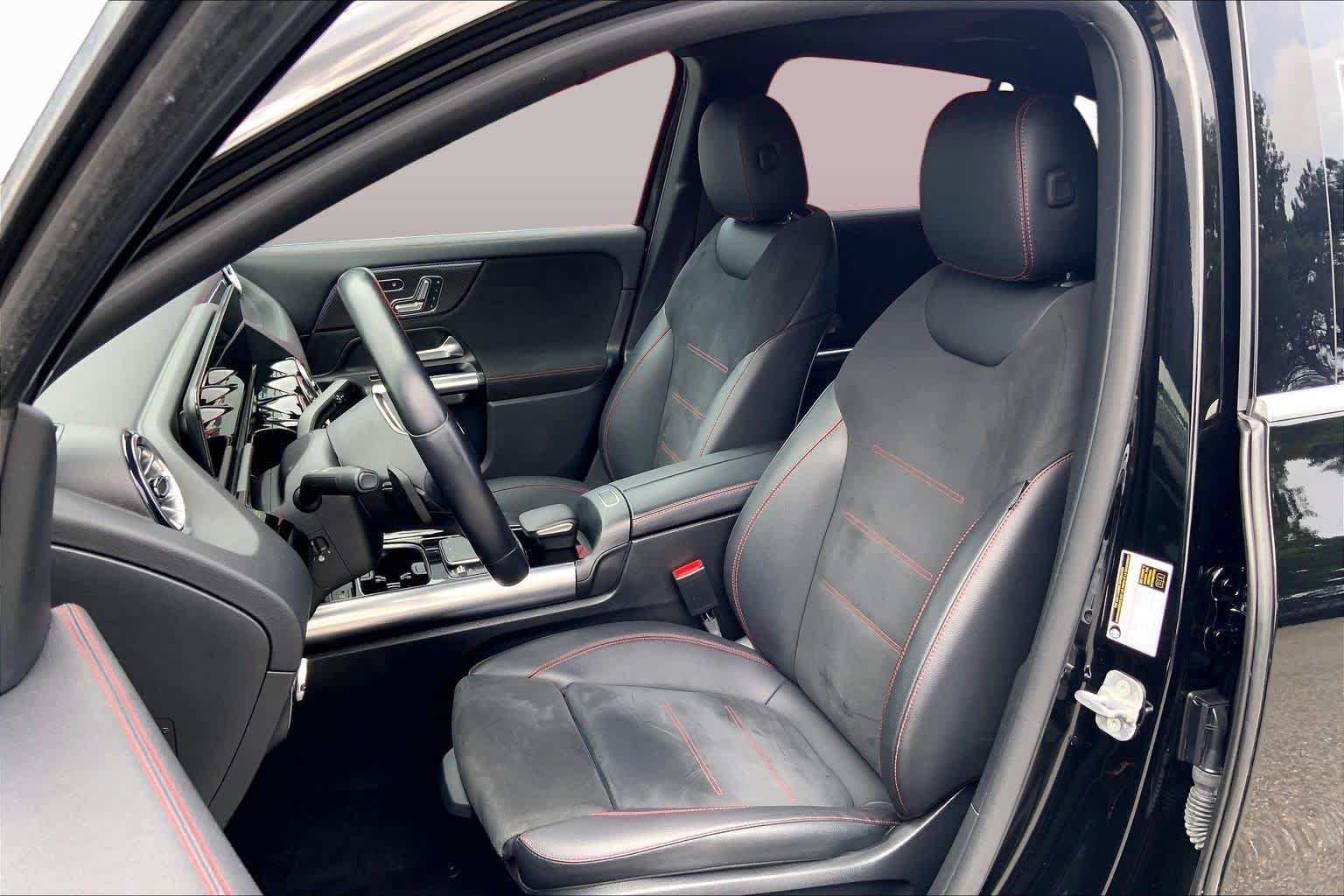 Used 2023 Night Black Mercedes-Benz GLA 250 image 9