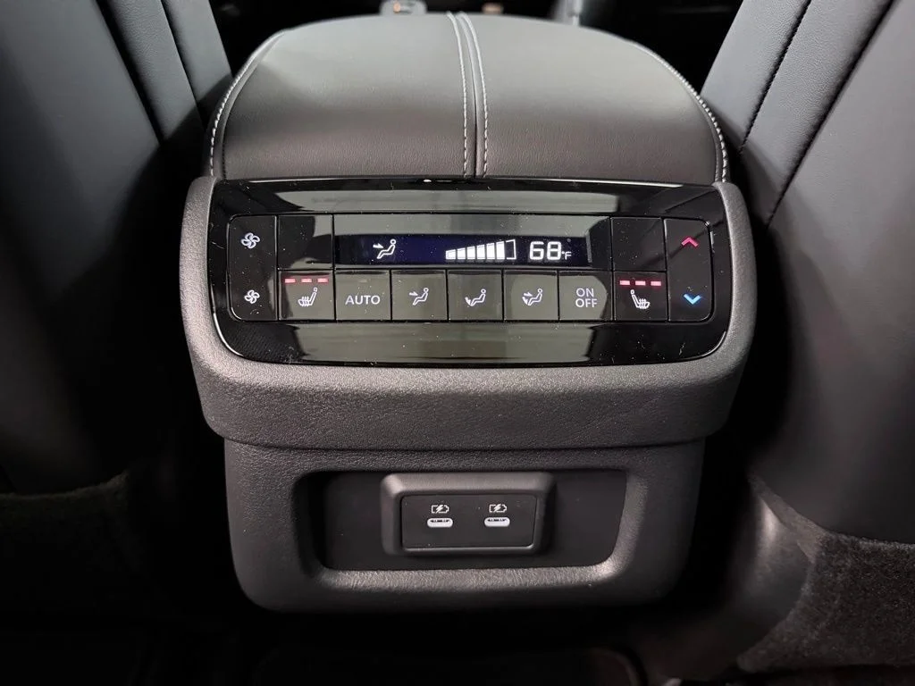 Certified Used 2026 Blue INFINITI LUXE image 32