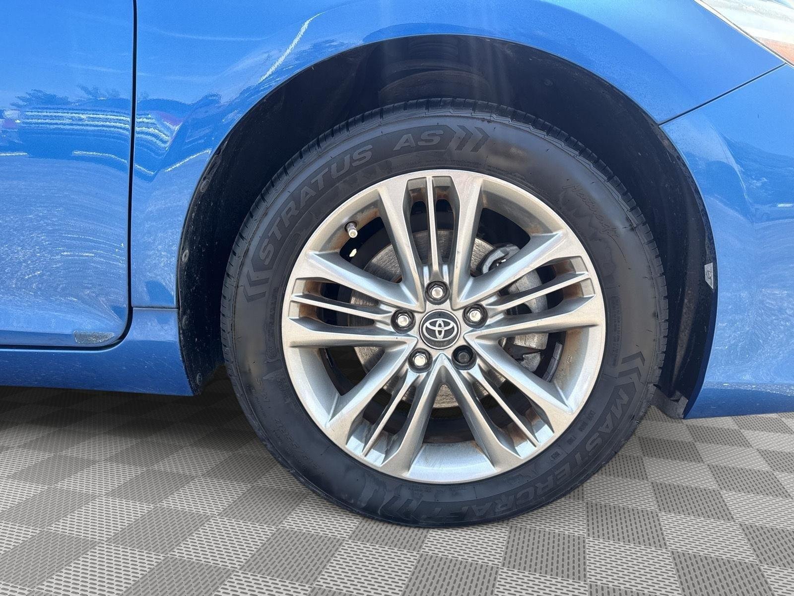 Certified Used 2017 Blue Streak Metallic Toyota SE image 6