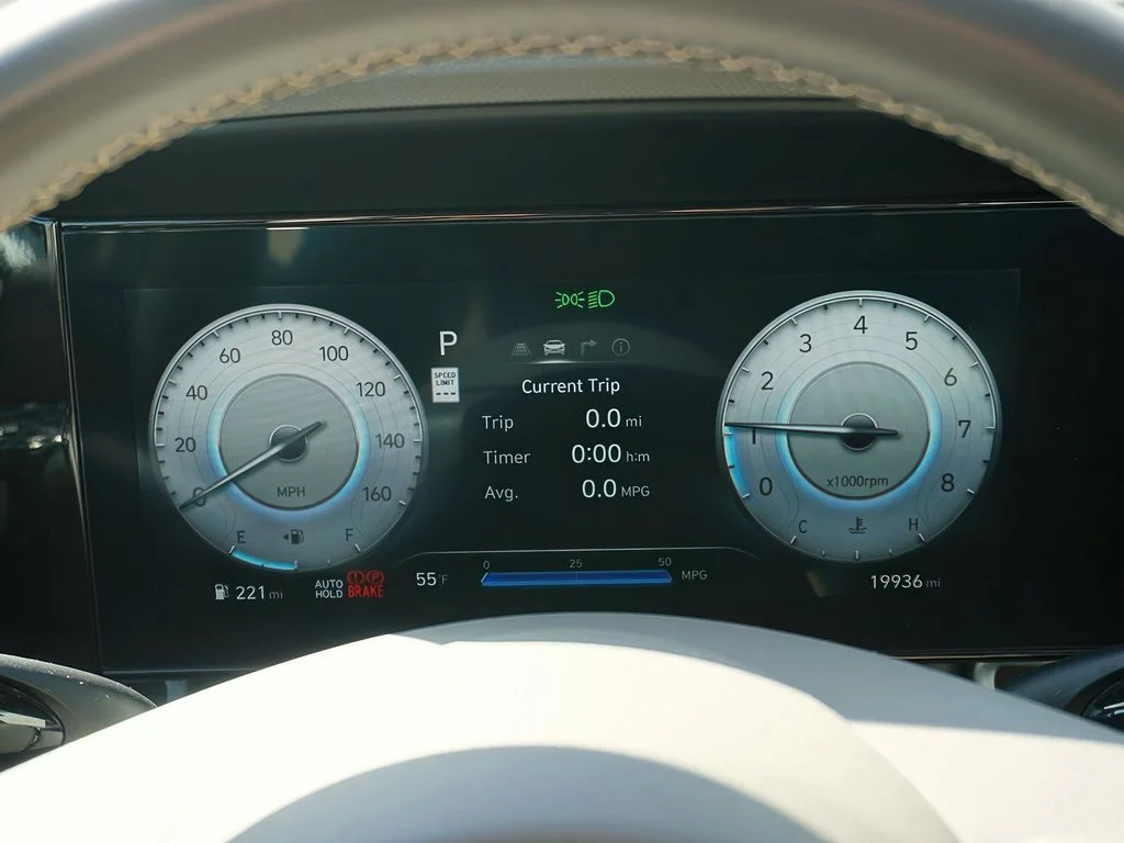 2025 Hyundai Elantra SEL - Photo 20