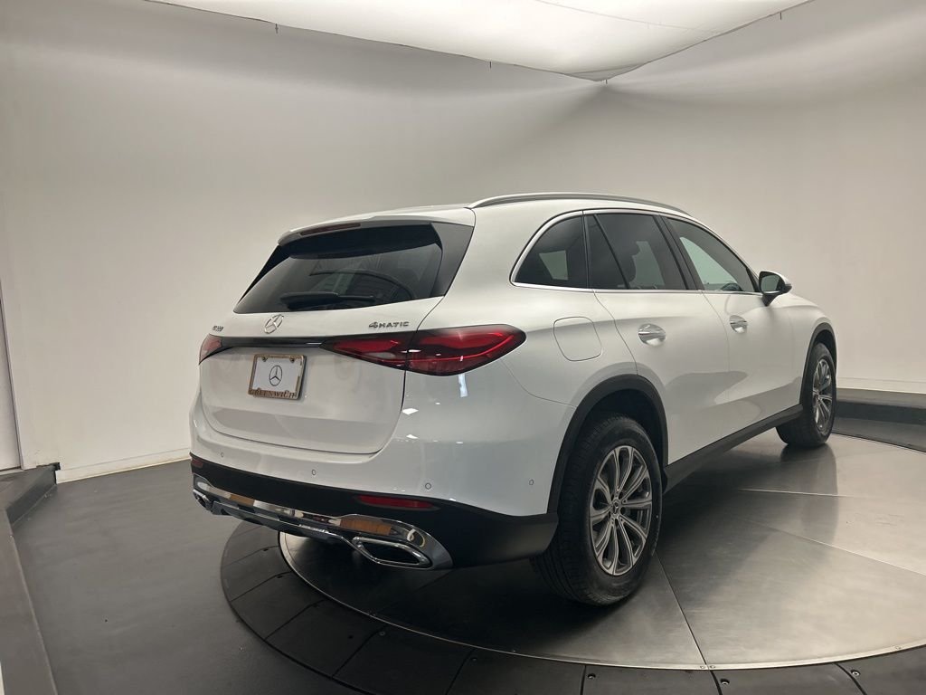 Used 2026 Polar White Mercedes-Benz GLC 300 image 7