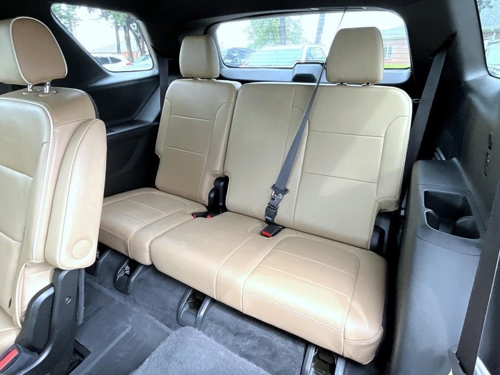 Used 2023 Beige Chevrolet Premier image 20