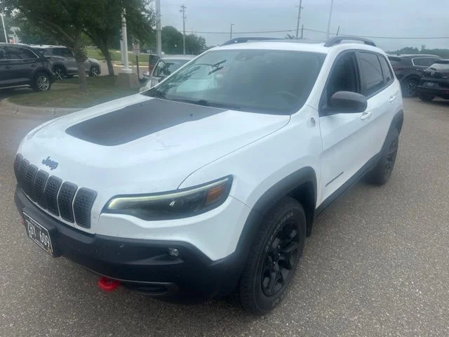 Used 2019 White Jeep Trailhawk image 7
