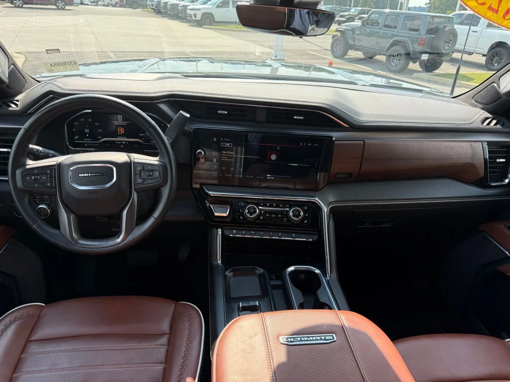 Used 2025 Black GMC Denali Ultimate image 7