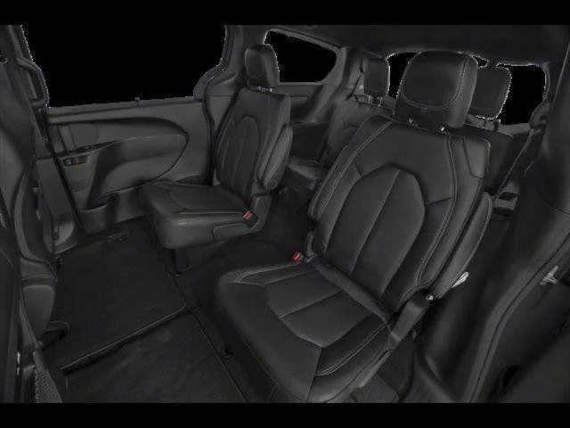 New 2026 Diamond Black Crystal Pearl-Coat Exterior Paint Chrysler Select image 17