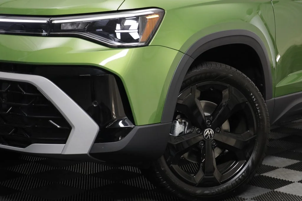 New 2026 Moss Volkswagen 1.5T SEL image 4