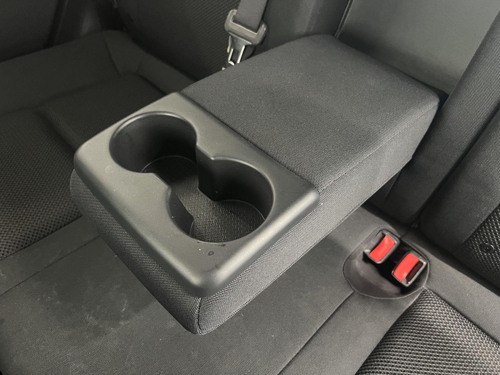 2010 Hyundai Elantra Touring SE - Photo 25