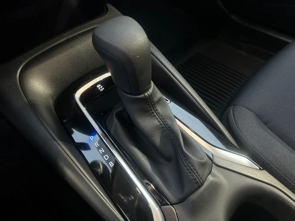 2026 Toyota Corolla LE - Photo 16