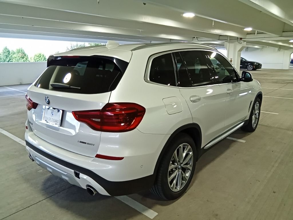 Used 2019 Mineral White Metallic BMW xDrive30i image 5