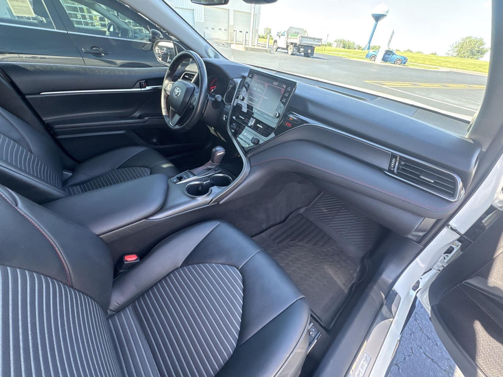 Used 2022 Wind Chill Pearl w/Midnight Black Metallic Roof Toyota TRD image 14