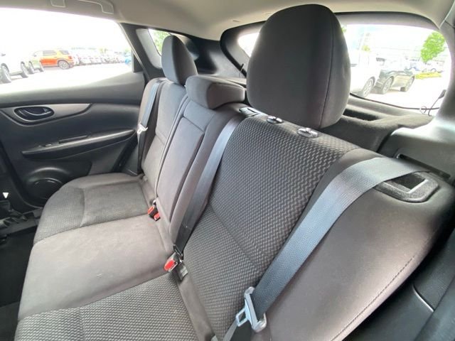 Used 2019 Magnetic Black Pearl Nissan S image 52