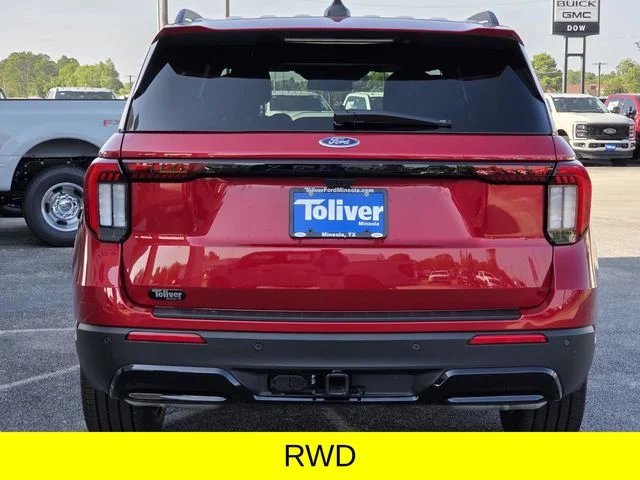 New 2026 Rapid Red Metallic Tinted Clearcoat Ford ST-Line image 5