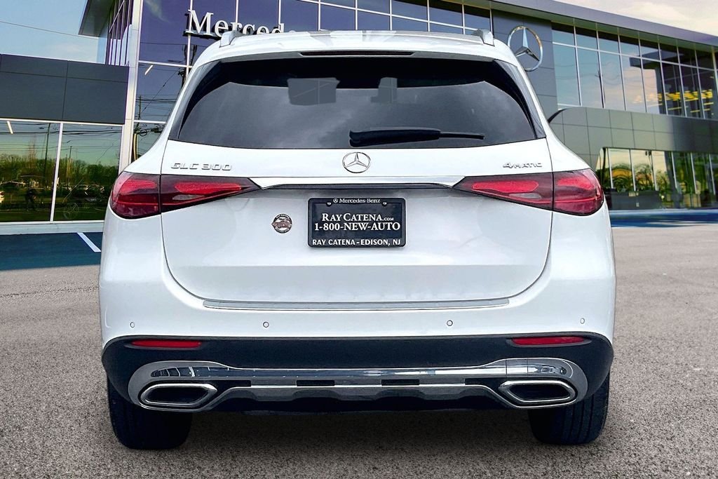 2023 Mercedes-Benz GLC GLC 300 - Photo 4