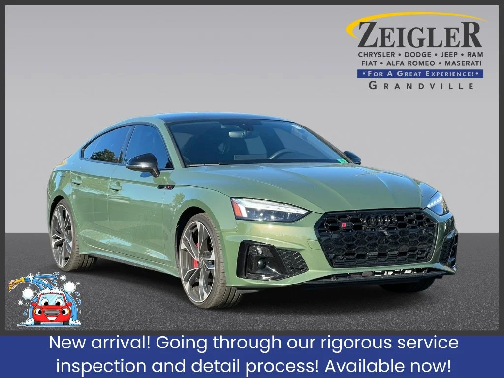Used 2024 Green Audi Premium Plus image 1