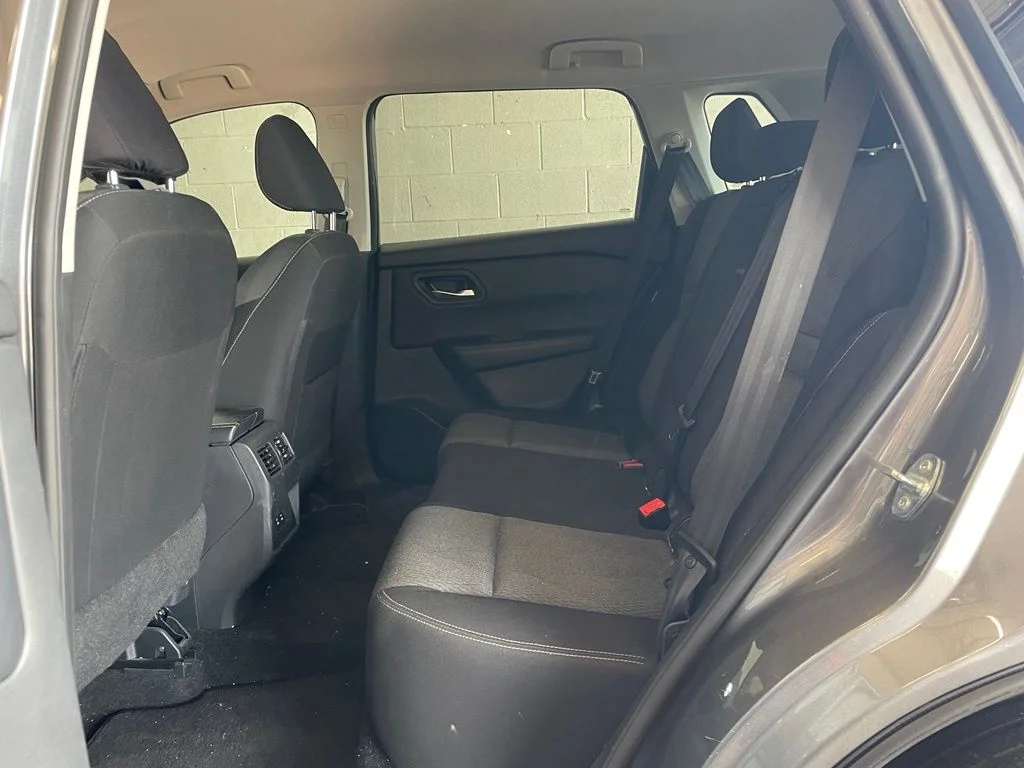 Used 2024 Gray Nissan SV image 16