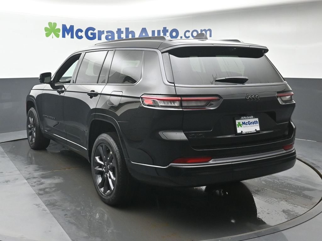 New 2026 Diamond Black Crystal Pearl-Coat Exterior Paint Jeep Limited Reserve image 25