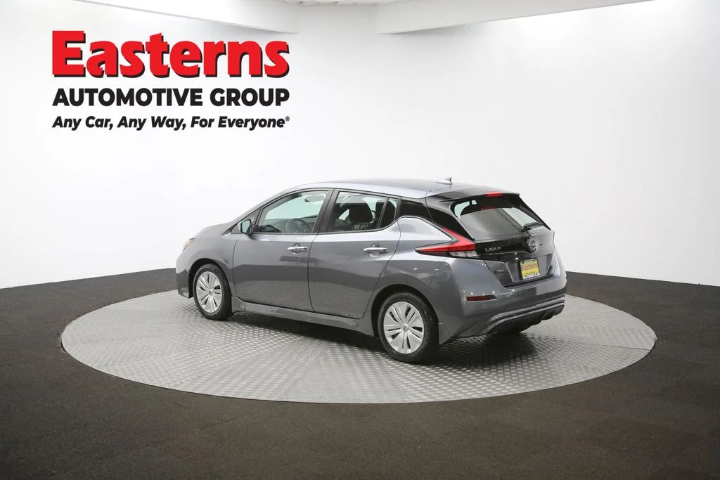 Used 2023 Gray Nissan S image 62