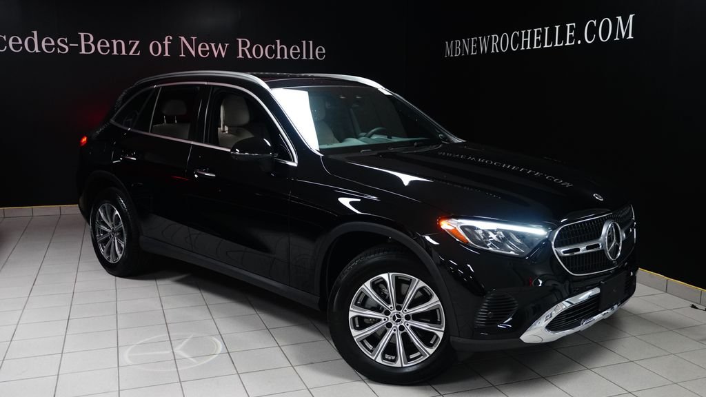 2026 Mercedes-Benz GLC