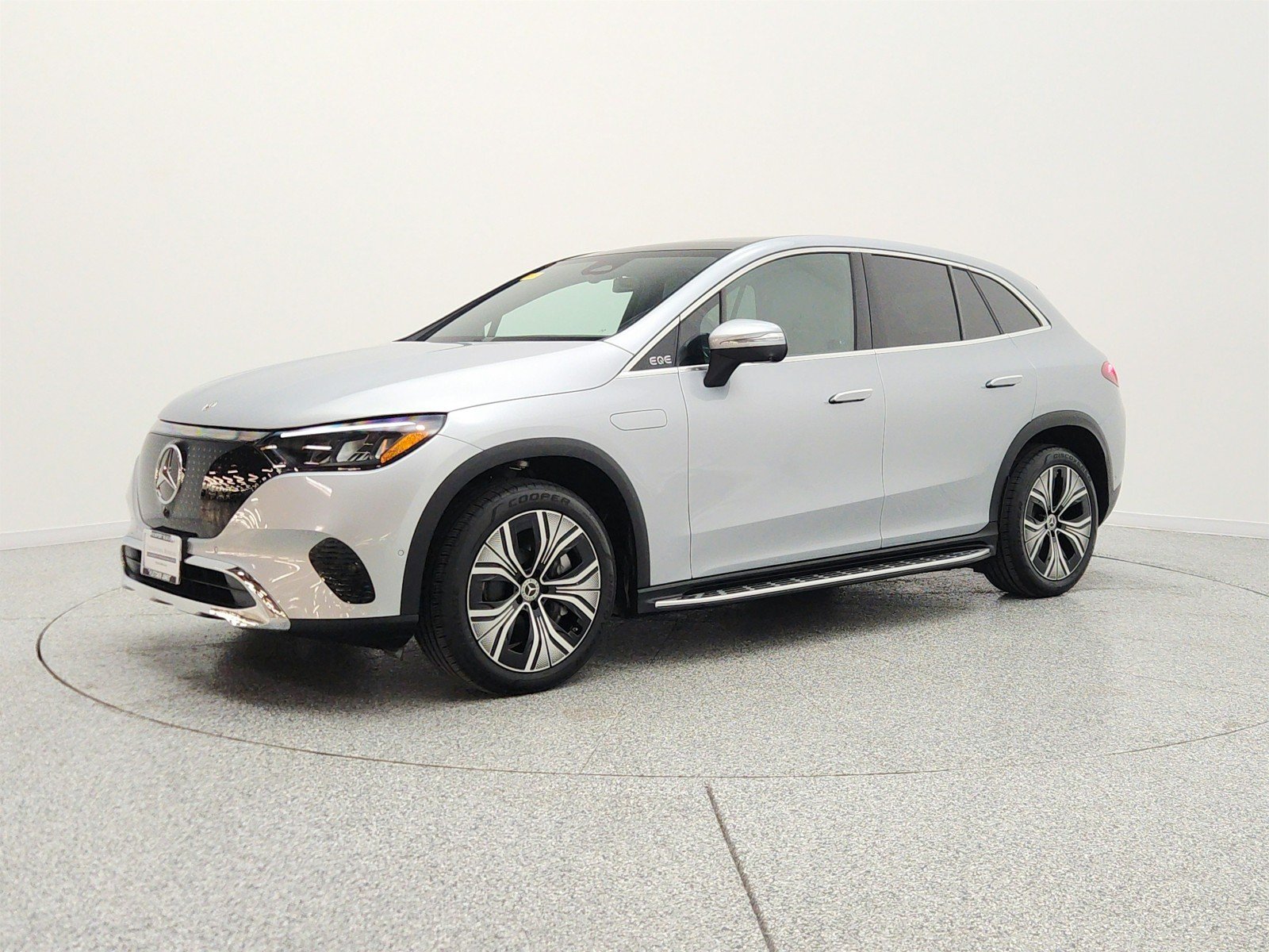 2024 Mercedes-Benz EQE SUV EQE 350 4MATIC's photo