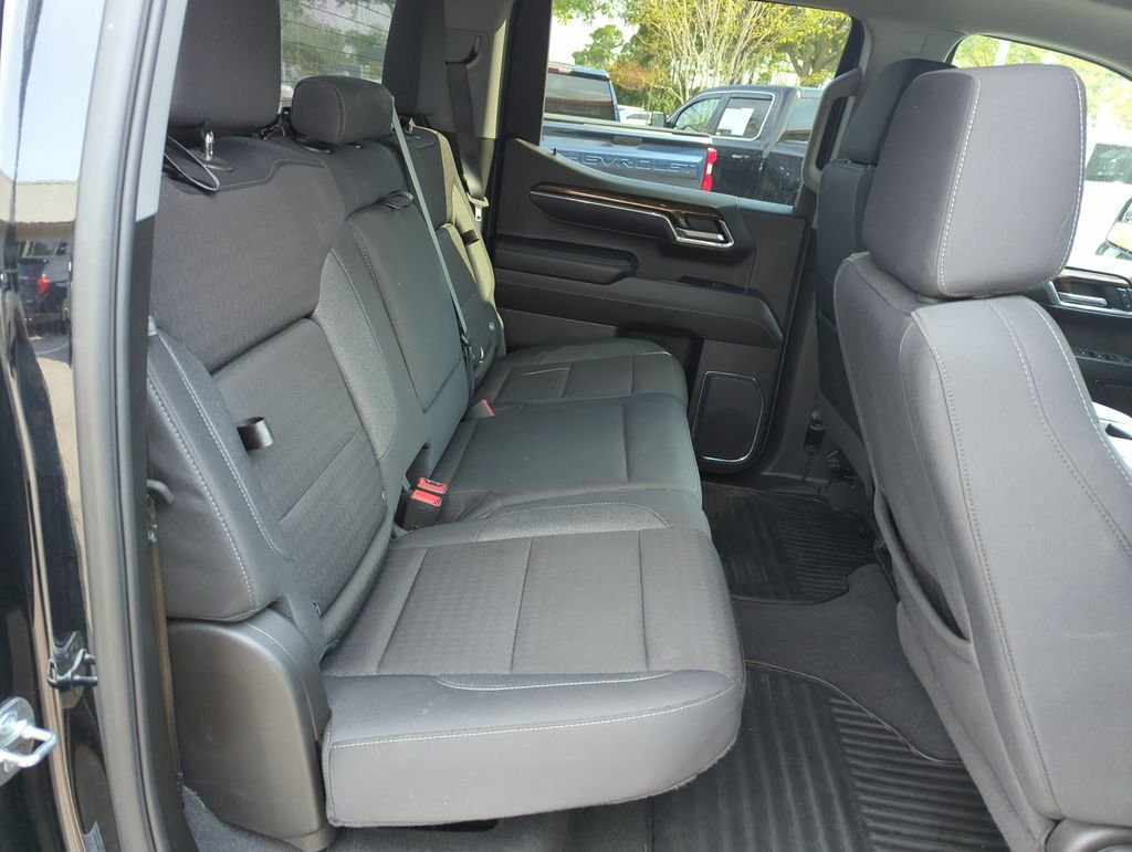 Used 2025 Black GMC Elevation image 29