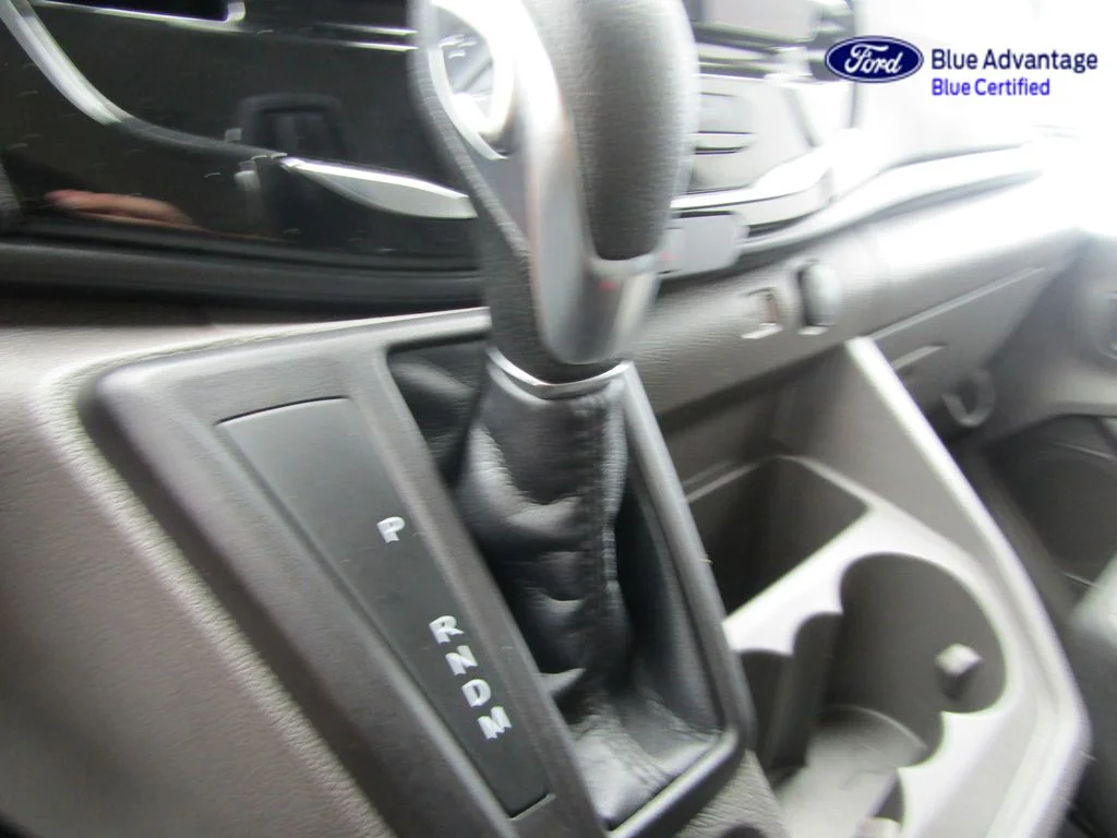 Certified Used 2024 Oxford White Ford XLT image 33