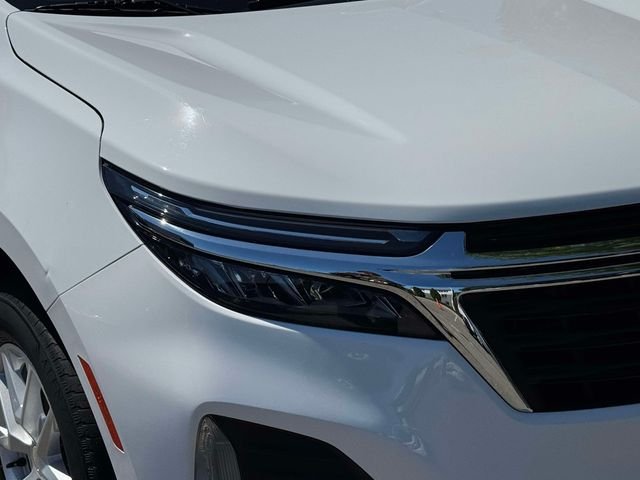 Used 2023 White Chevrolet LT image 9