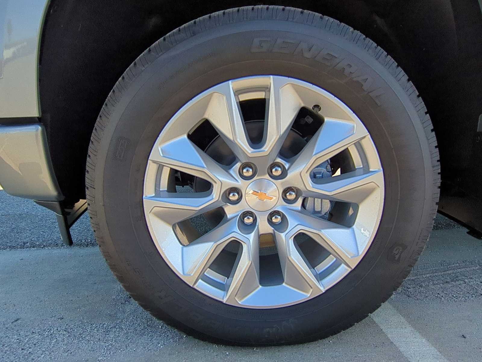 Used 2026 Sterling Gray Metallic Chevrolet Custom image 27
