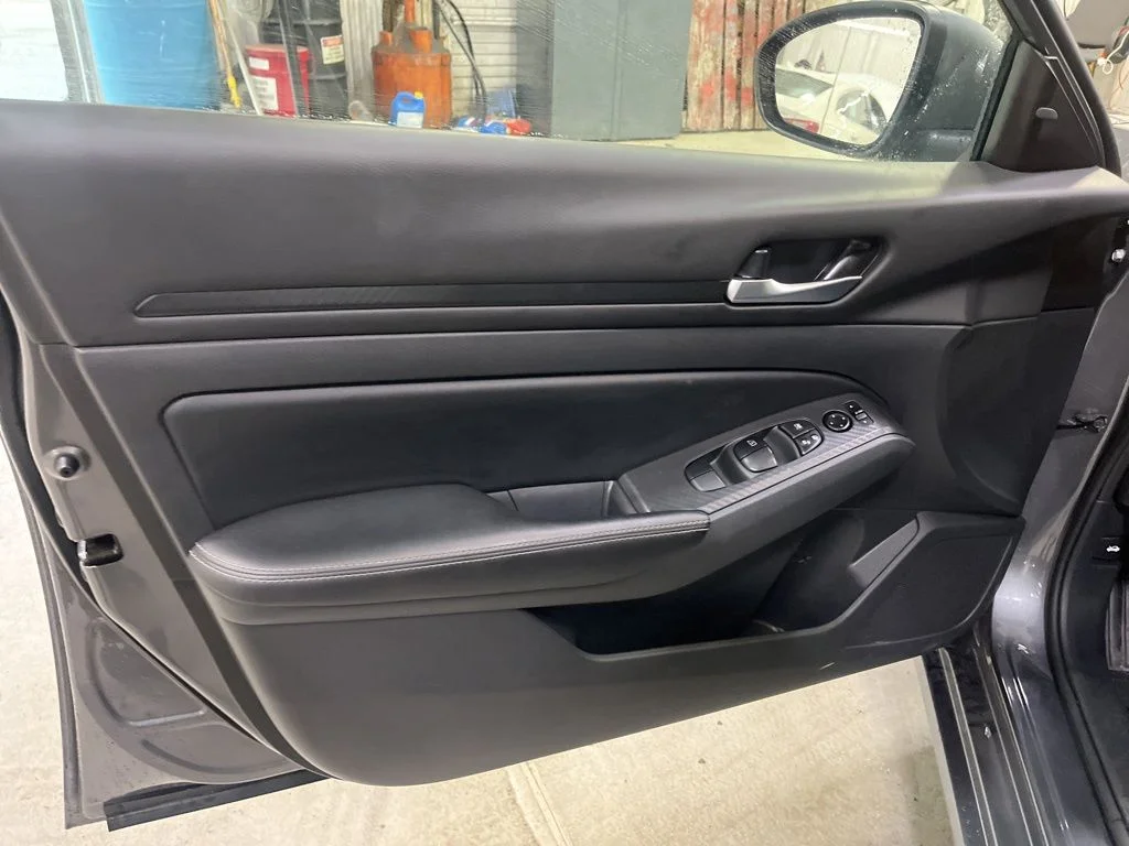 Used 2024 Gray Nissan 2.5 SV image 12
