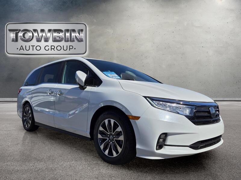 Used 2022  Honda EX-L image 2