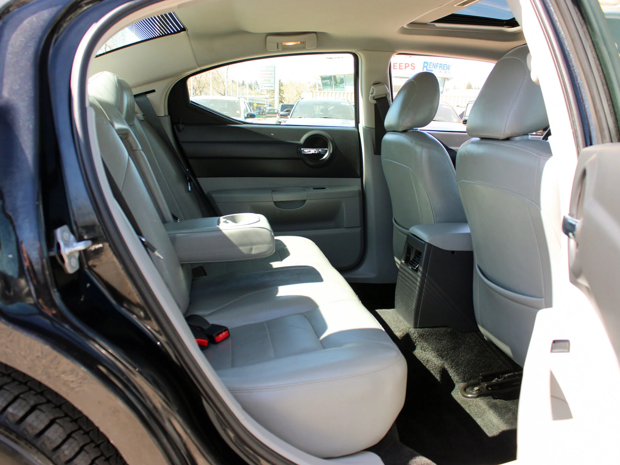 Used 2007 Black Dodge 4DR SDN RWD * V6 | Mechanic Special | White Leather Heated Seats | Sunroof | Cruise Control image 16