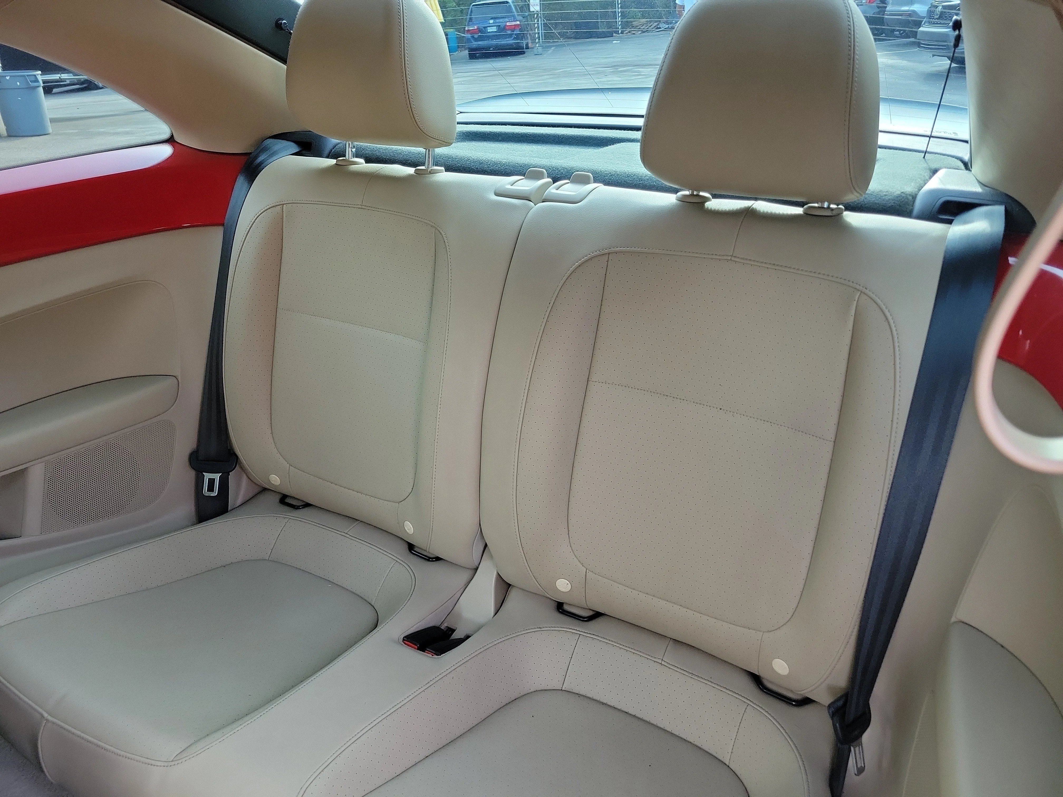 Used 2016 Tornado Red Volkswagen 1.8T SE image 11