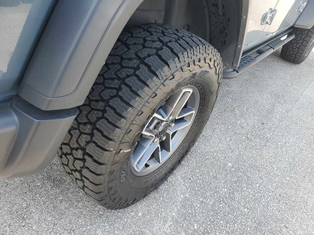Used 2024 Gray Jeep Rubicon image 5