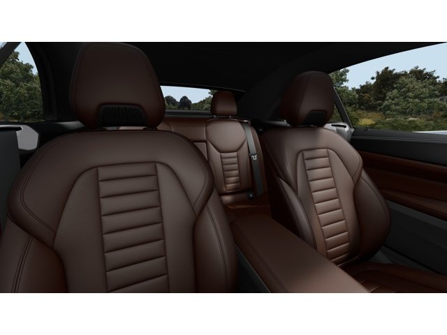 New 2027 Mineral White Metallic BMW M440i xDrive image 11