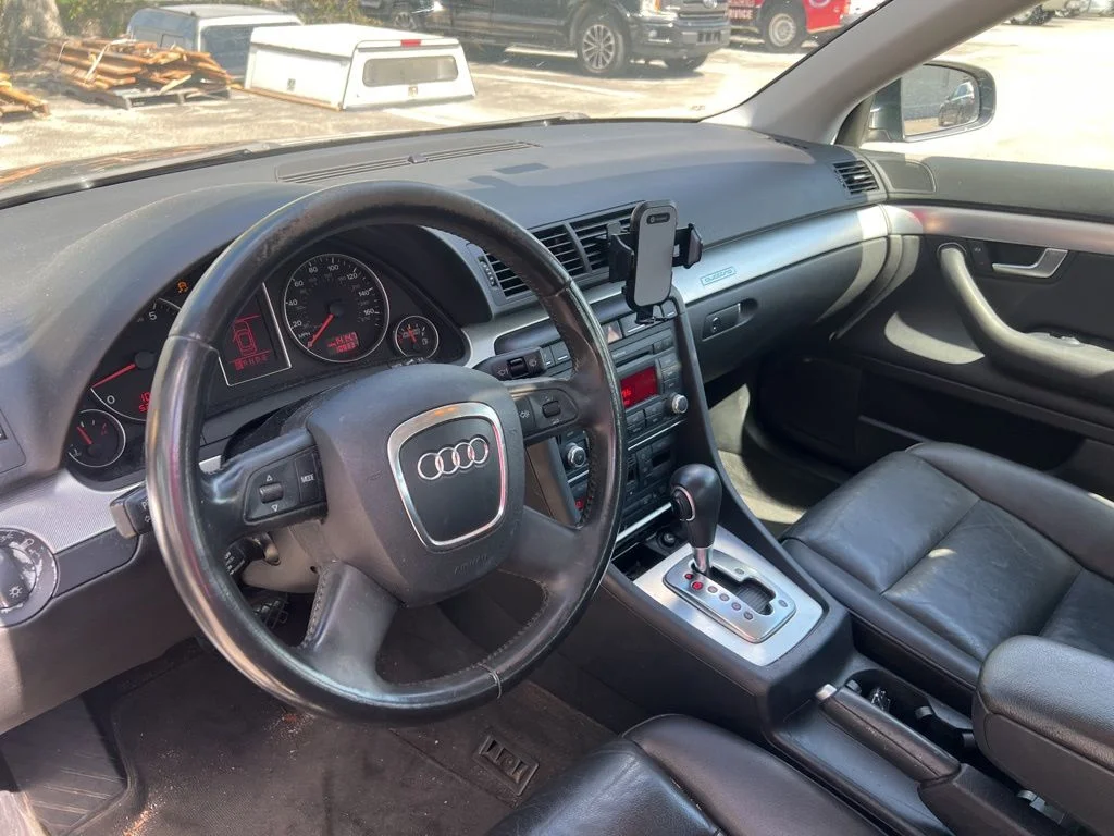 Used 2007 Quartz Gray Metallic Audi 2.0T image 9