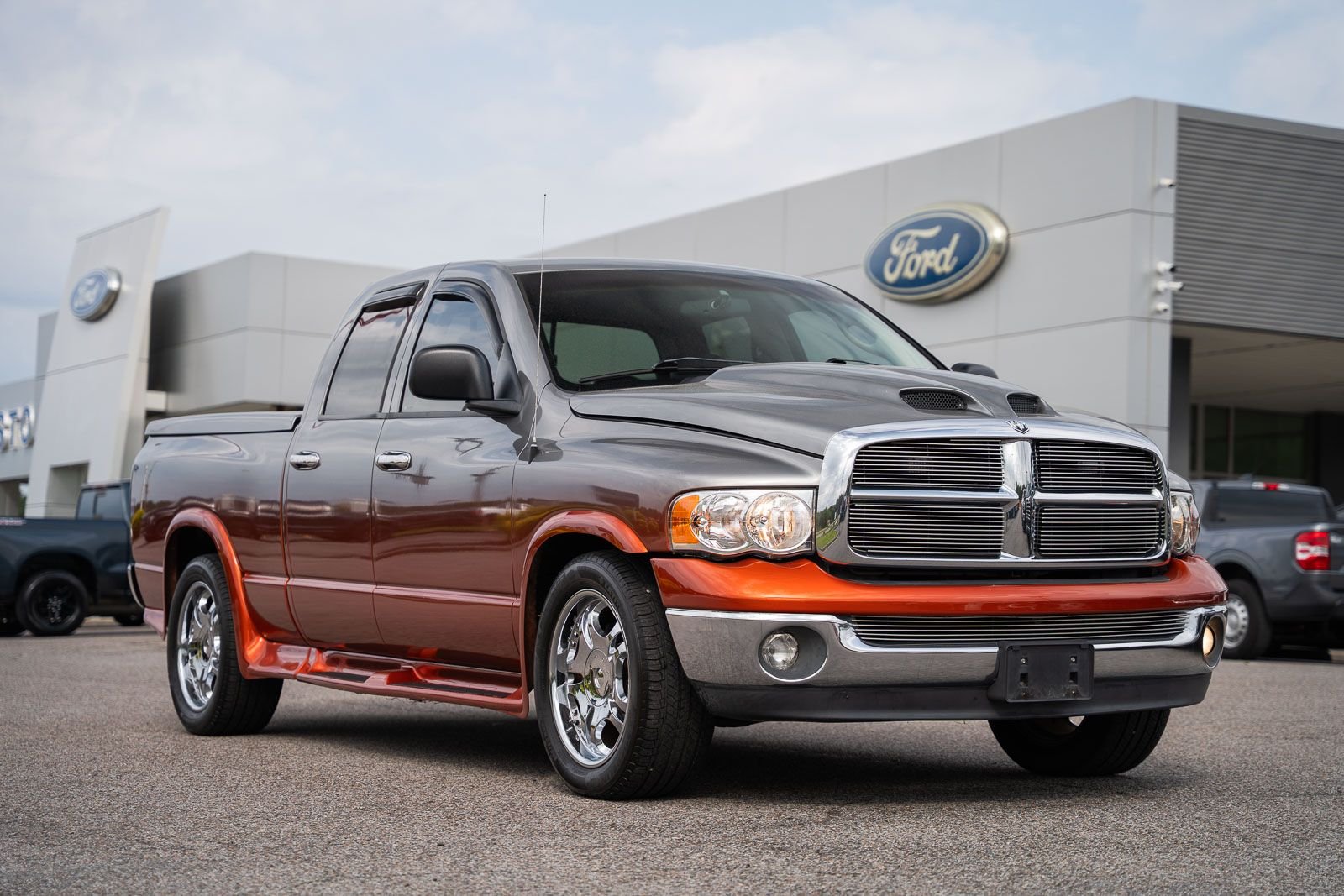 2005 Dodge Ram 1500 SLT Quad Cab SWB's photo