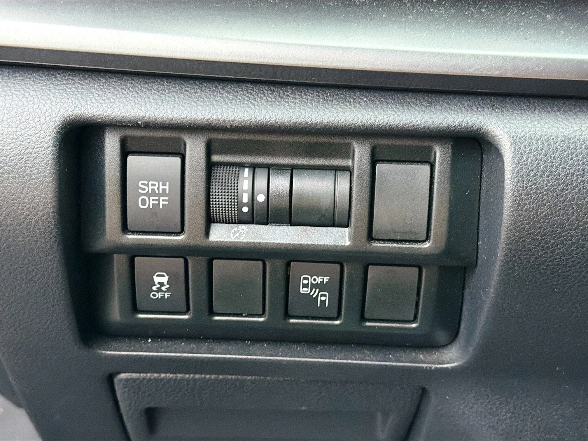 Used 2019 Dark Gray Metallic Subaru Limited image 34